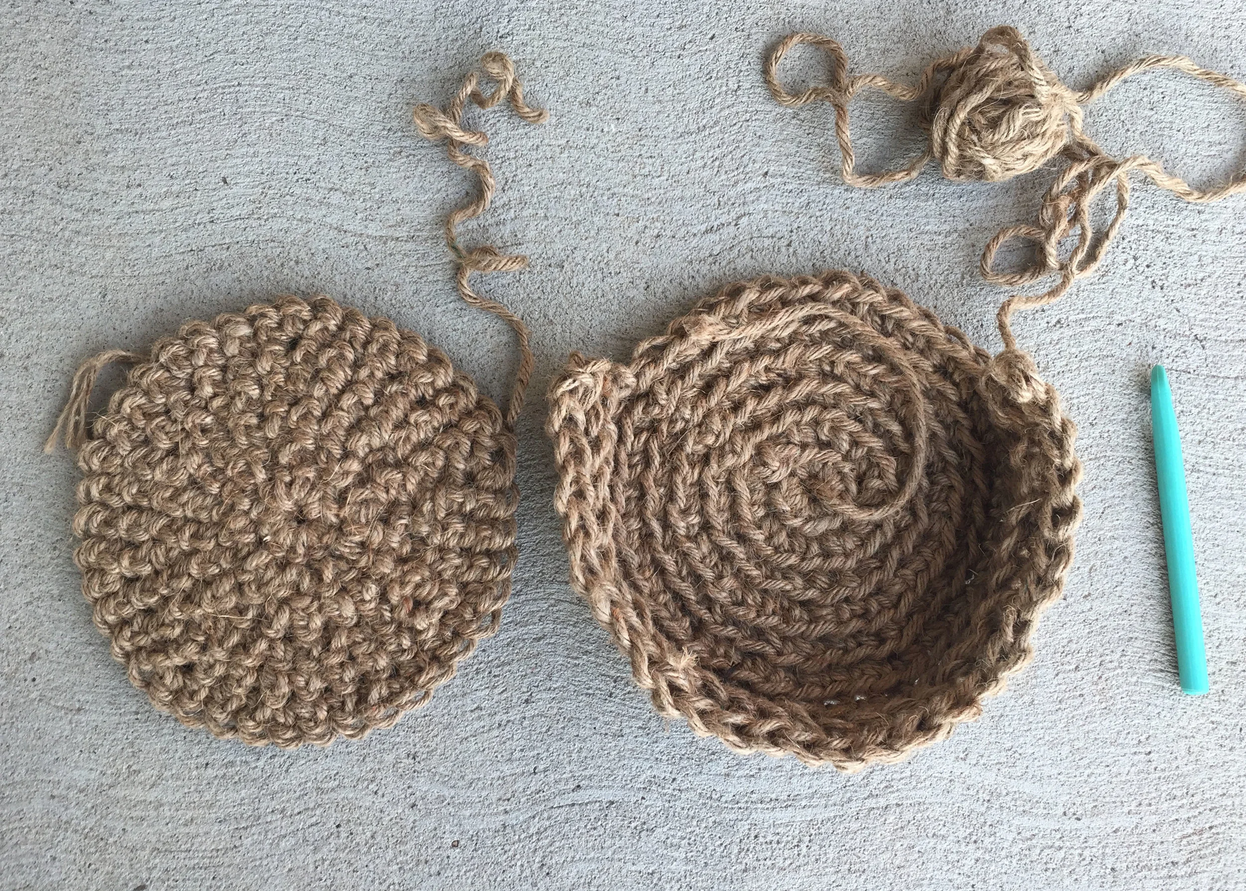 Free Crochet Pattern for The Cute Jute Circle Purse Megmade with Love